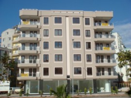 Palmiye Cad., Aslım Apt. 2 Dükkan, 10 Konut